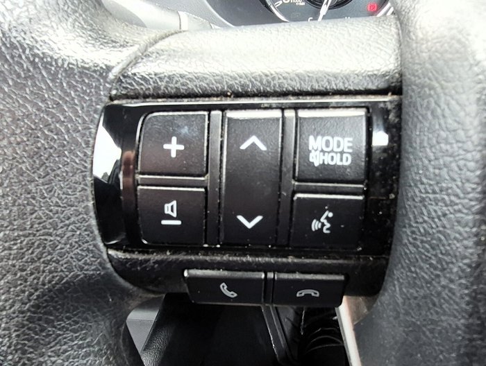 2021 Toyota Hilux SR