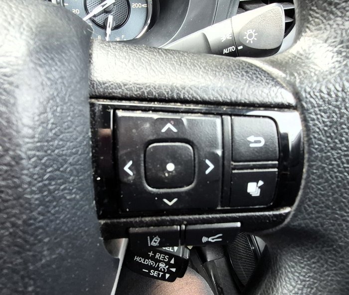 2021 Toyota Hilux SR