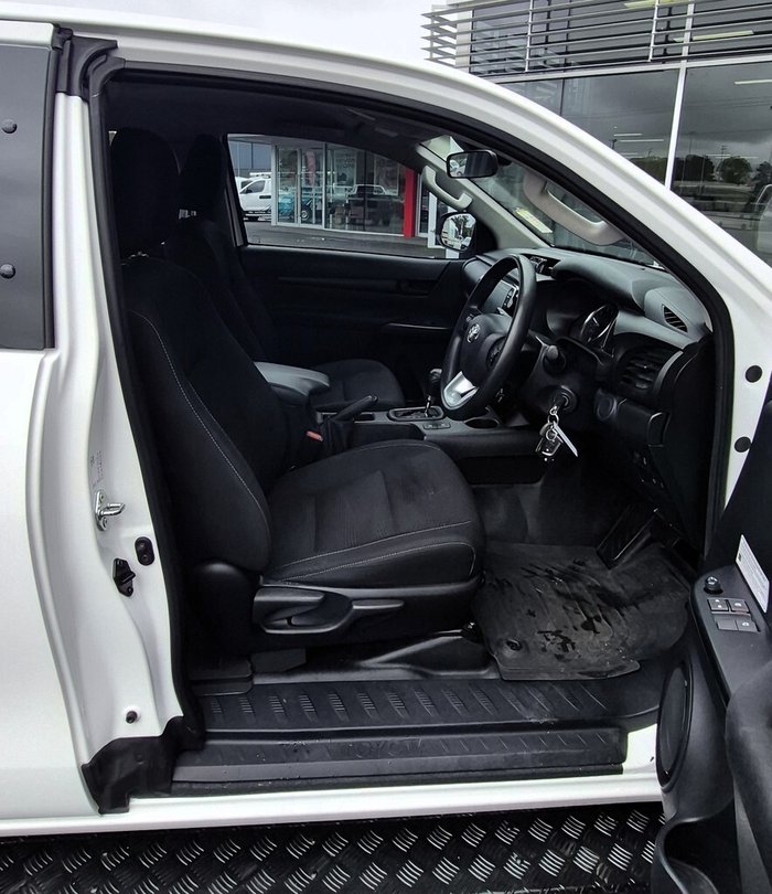 2021 Toyota Hilux SR