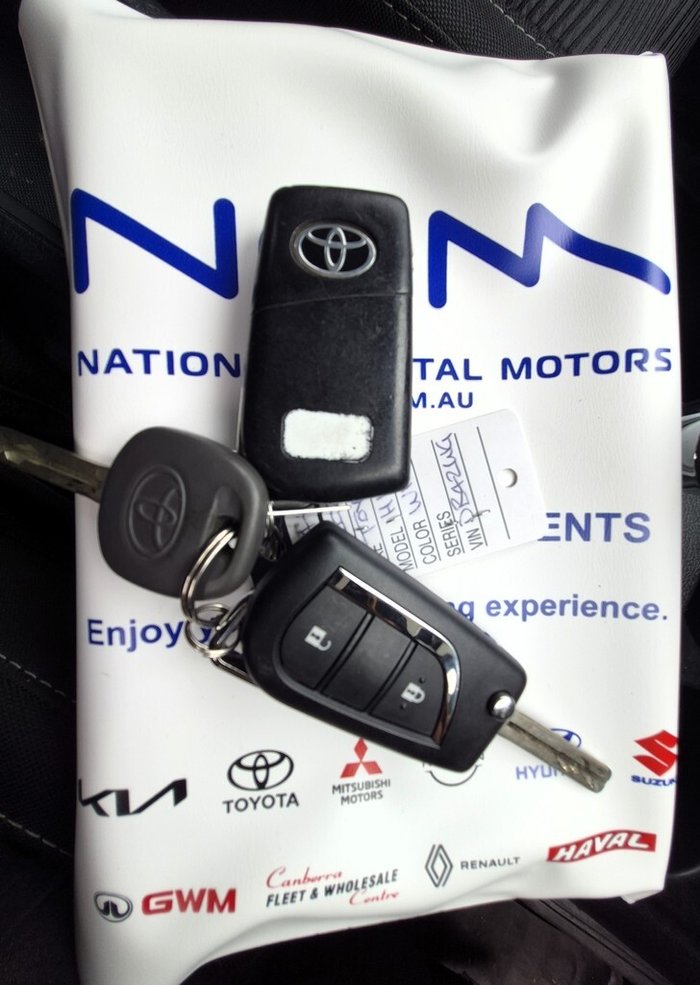 2021 Toyota Hilux SR