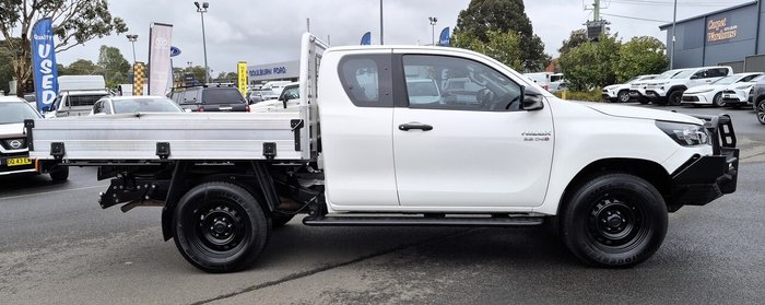 2021 Toyota Hilux SR