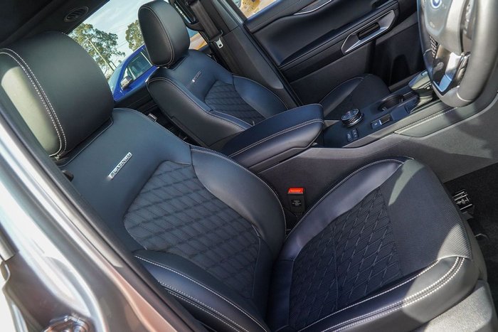 2025 Ford Everest Platinum