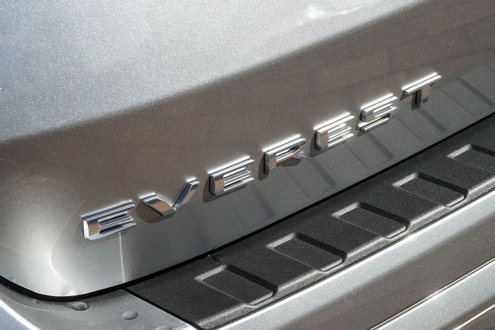 2025 Ford Everest Platinum