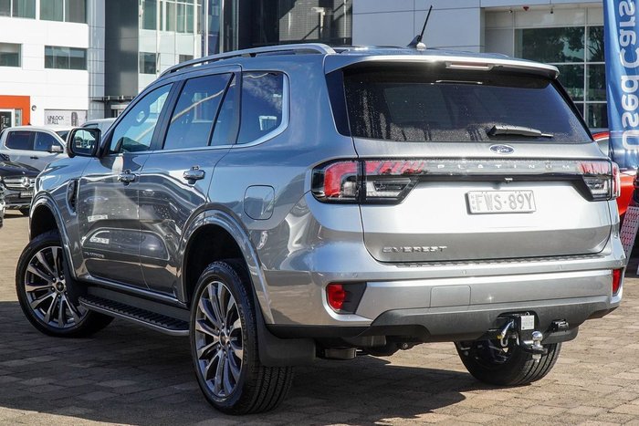 2025 Ford Everest Platinum