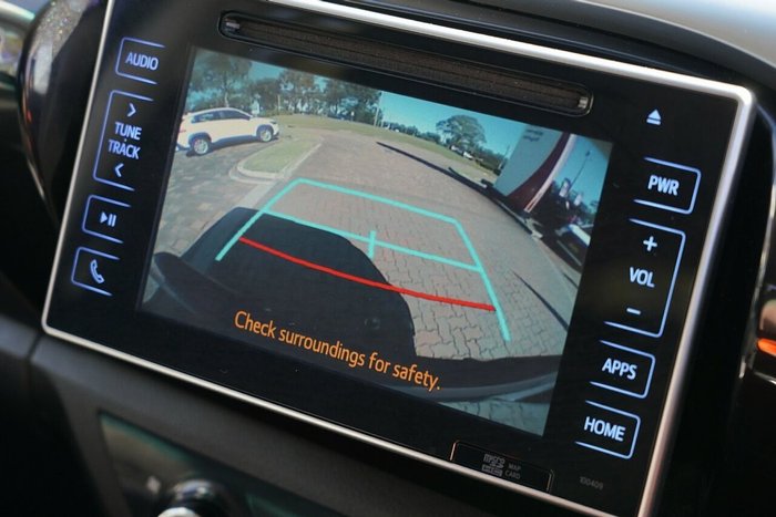 2016 Toyota Hilux SR5