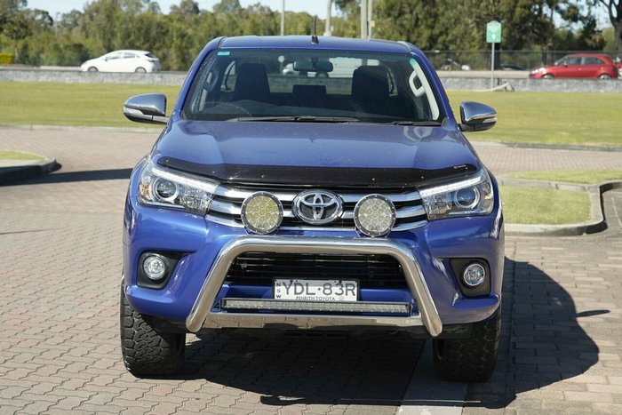 2016 Toyota Hilux SR5