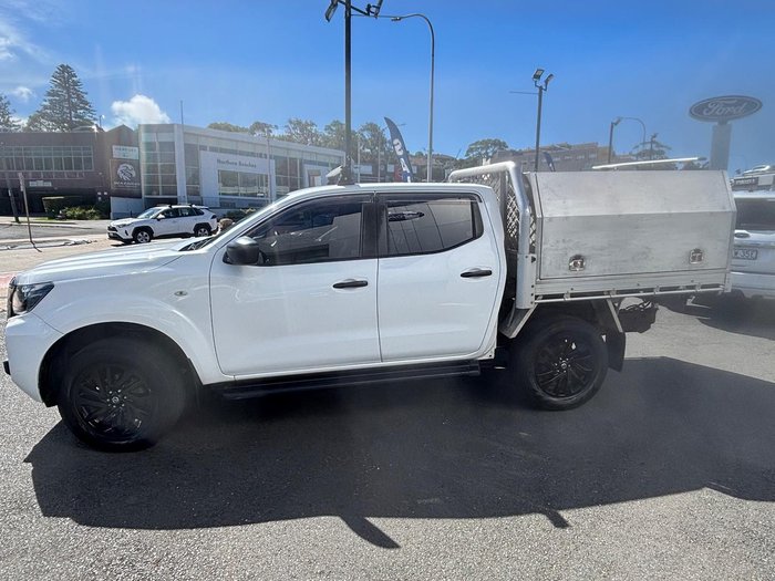 2021 Nissan Navara SL