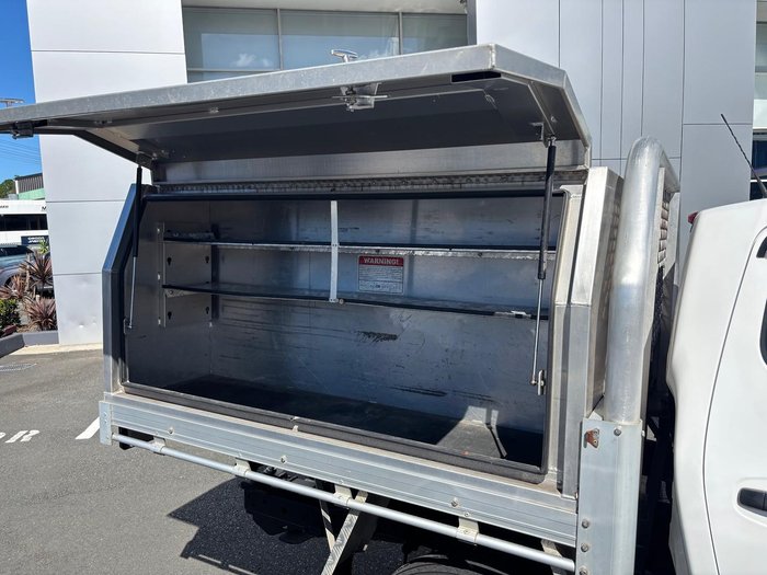 2021 Nissan Navara SL