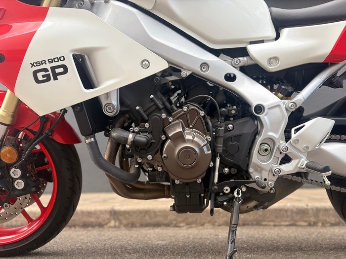 2024 Yamaha XSR900 GP