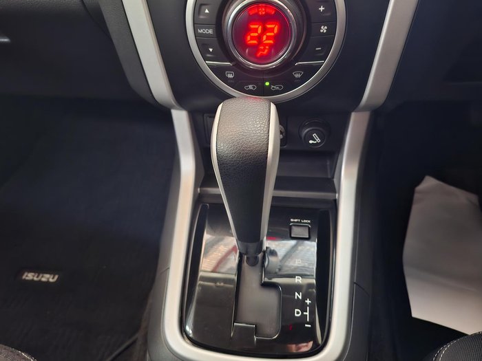 2017 Isuzu MU-X LS-U