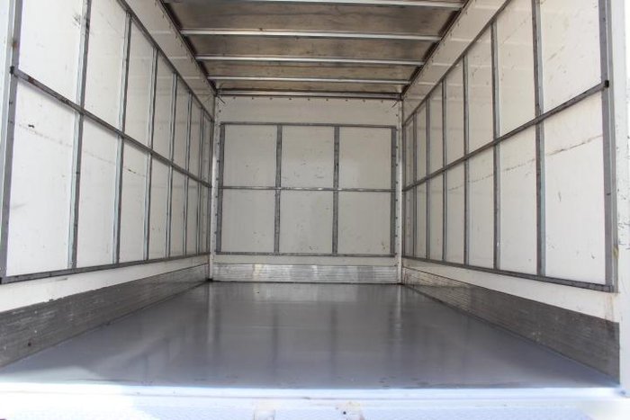 2021 Hino 300 Series 616 WHITE