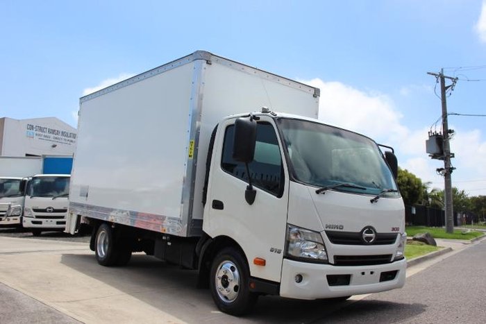 2021 Hino 300 Series 616 WHITE