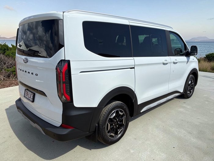 2024 Ford Tourneo Active