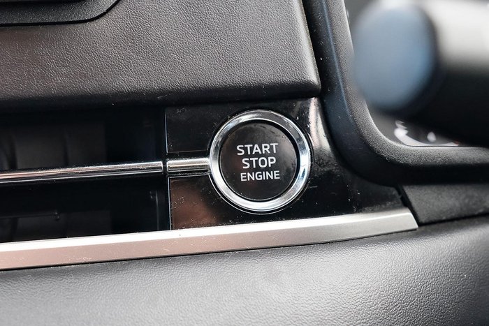 2024 Mitsubishi Outlander ES