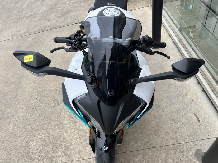 2026 CFMOTO 450 SR ABS NEBULA WHI