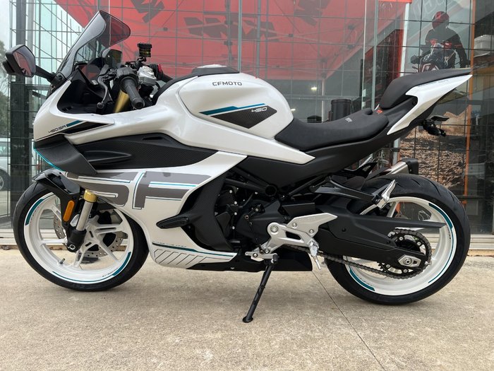 2026 CFMOTO 450 SR ABS NEBULA WHI