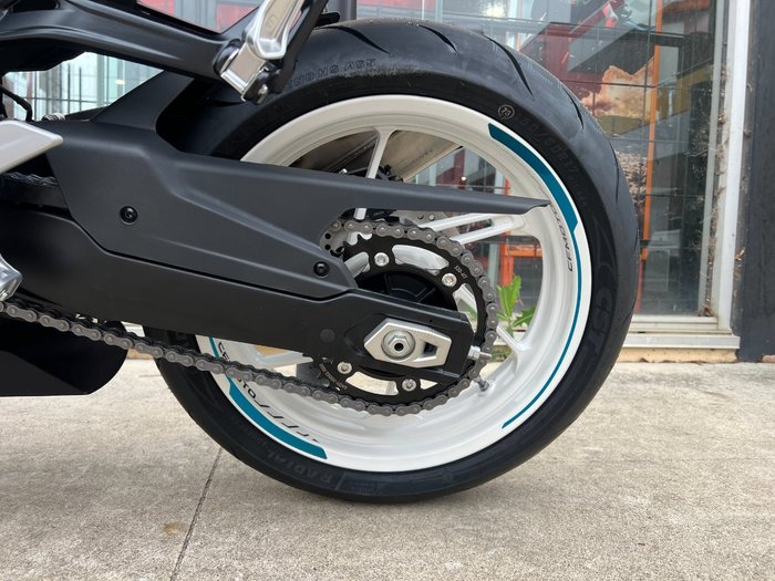 2026 CFMOTO 450 SR ABS NEBULA WHI