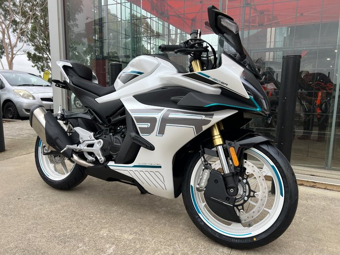 2026 CFMOTO 450 SR ABS NEBULA WHI