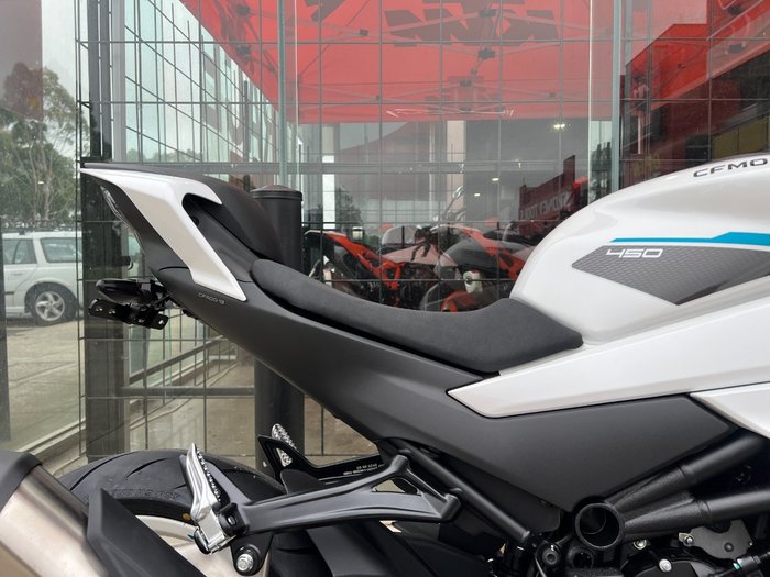 2026 CFMOTO 450 SR ABS NEBULA WHI