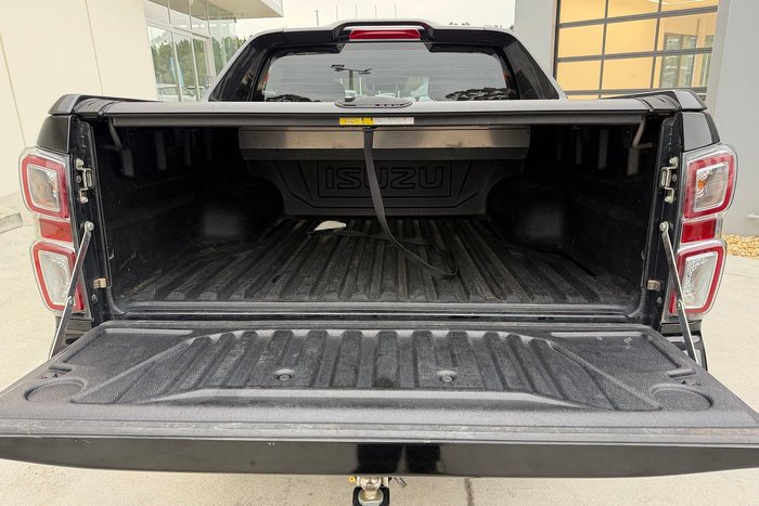 2022 Isuzu D-MAX X-TERRAIN