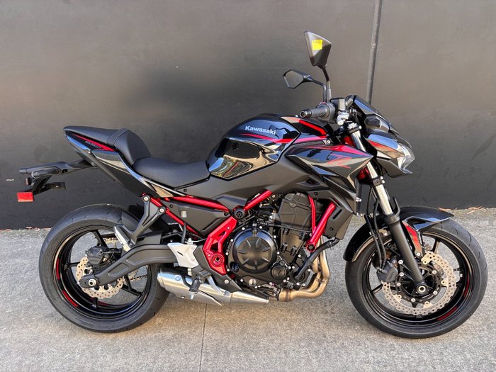 2026 Kawasaki Z650 RS BLACK