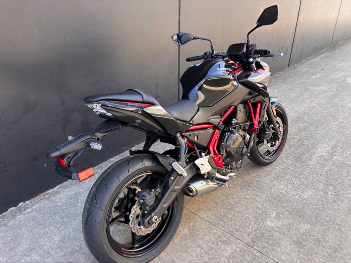 2026 Kawasaki Z650 RS BLACK