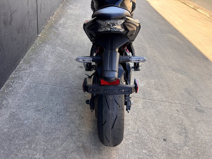 2026 Kawasaki Z650 RS BLACK