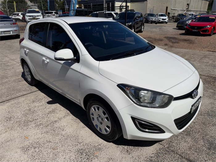 2012 HYUNDAI i20 ACTIVE PB MY12 White