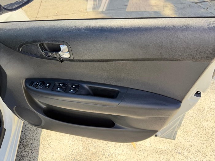 2012 HYUNDAI i20 ACTIVE PB MY12 White