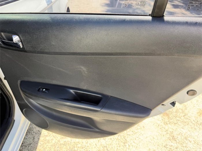 2012 HYUNDAI i20 ACTIVE PB MY12 White