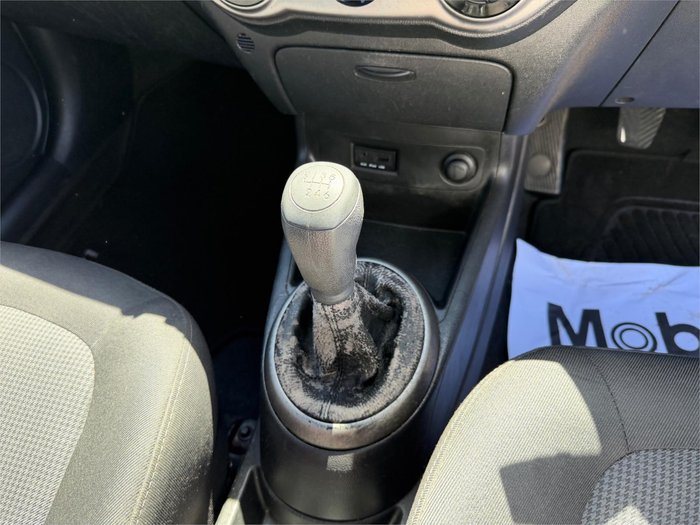 2012 HYUNDAI i20 ACTIVE PB MY12 White