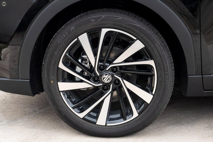 2026 MG ZS Essence Hybrid+