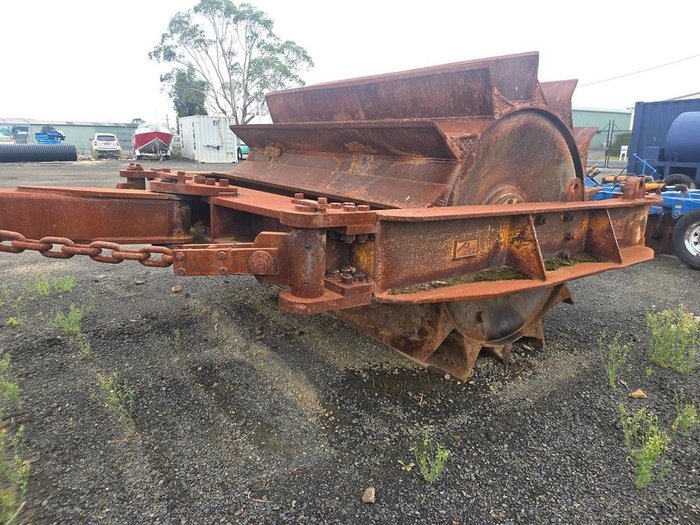 2010 MARDEN TANDEM ROLLER
