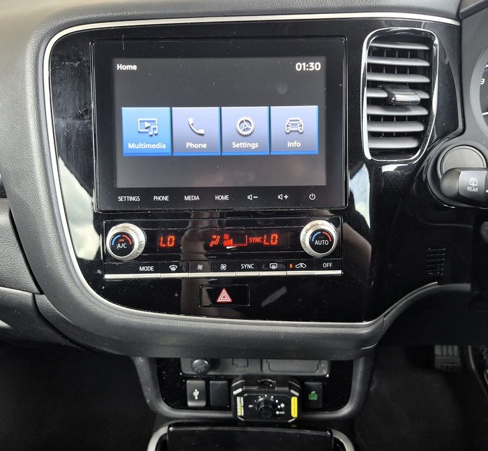 2020 Mitsubishi Outlander ES