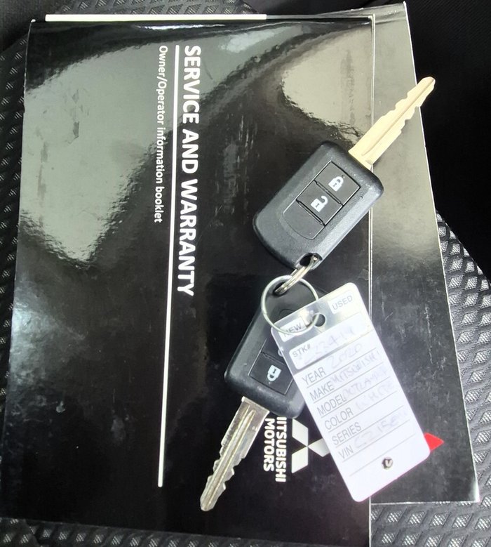 2020 Mitsubishi Outlander ES