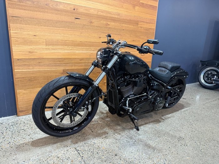 2018 HARLEY-DAVIDSON FXBRS BREAKOUT