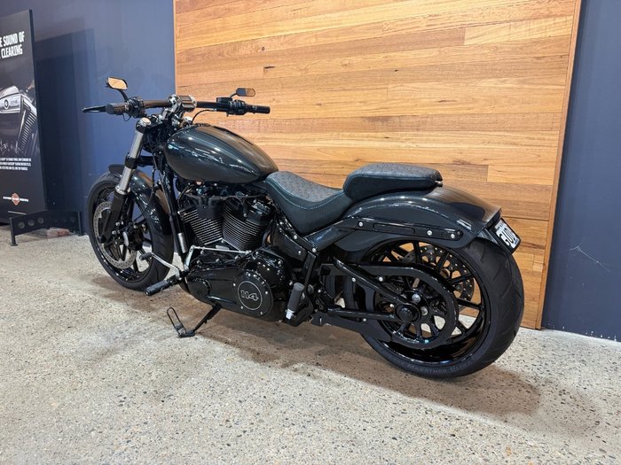 2018 HARLEY-DAVIDSON FXBRS BREAKOUT