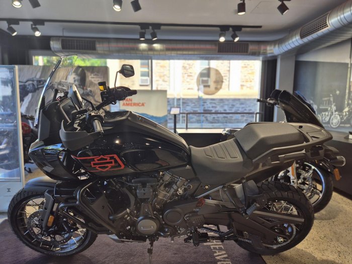 2026 Harley-Davidson Pan America 1250 Special Pan America Black