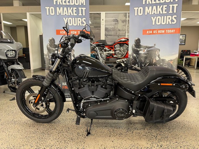 2024 Harley-Davidson Street Bob 114 (FXBBS) Softail Black