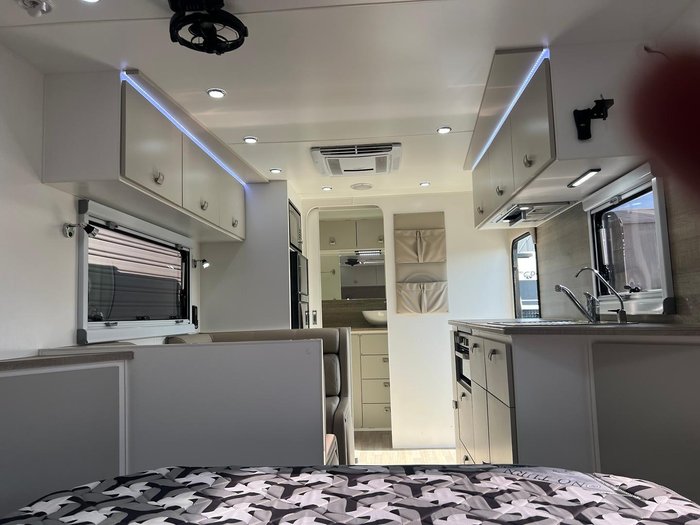 2023 Design RV Forerunner Van 1-1, 18'8''