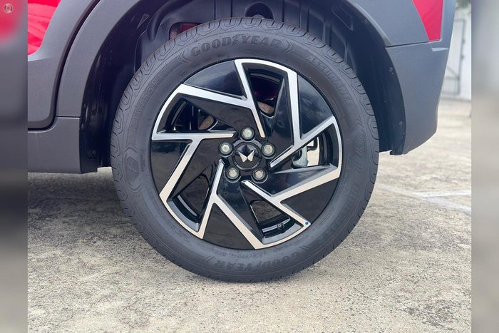 2025 Mahindra XUV3XO AX7L