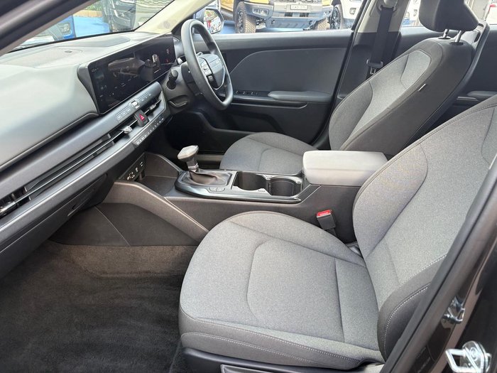 2025 Kia K4 S