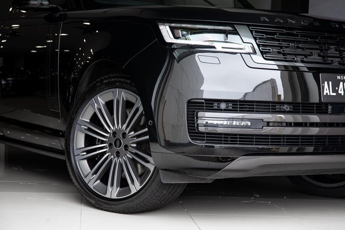 2023 Land Rover Range Rover P530 HSE