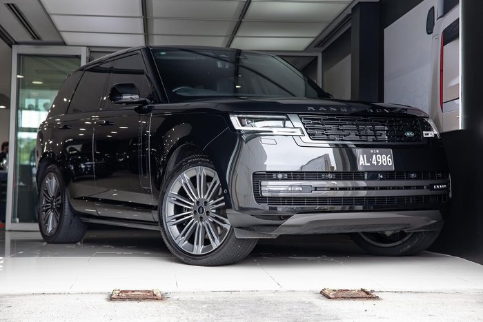 2023 Land Rover Range Rover P530 HSE