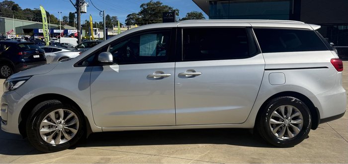2020 Kia Carnival Si