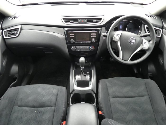 2015 Nissan X-TRAIL ST
