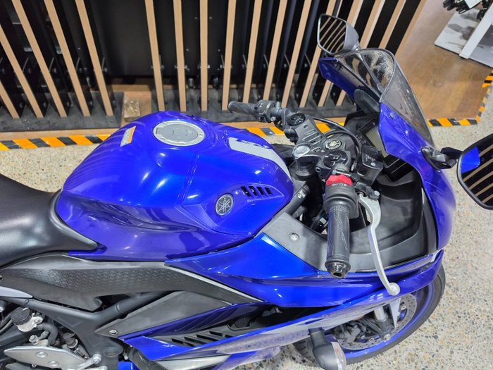2020 Yamaha YZF-R3 BLUE