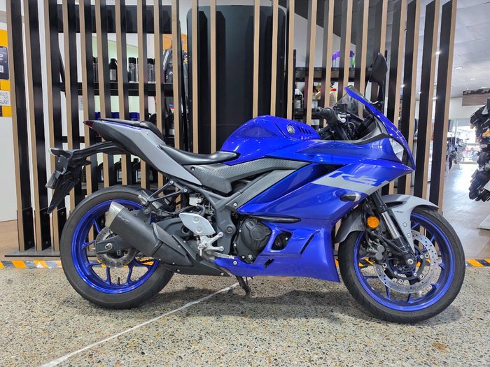 2020 Yamaha YZF-R3 BLUE