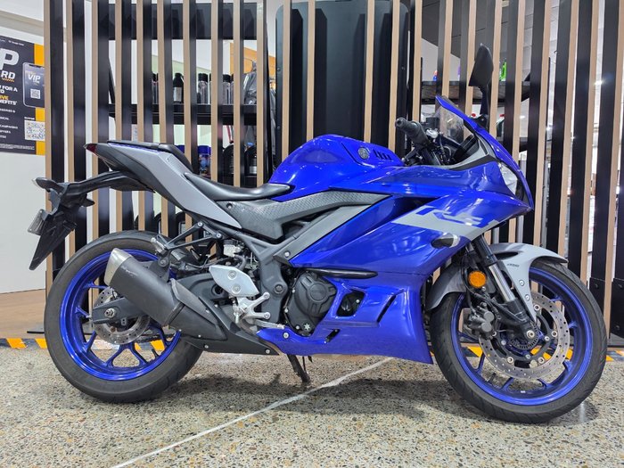 2020 Yamaha YZF-R3 BLUE