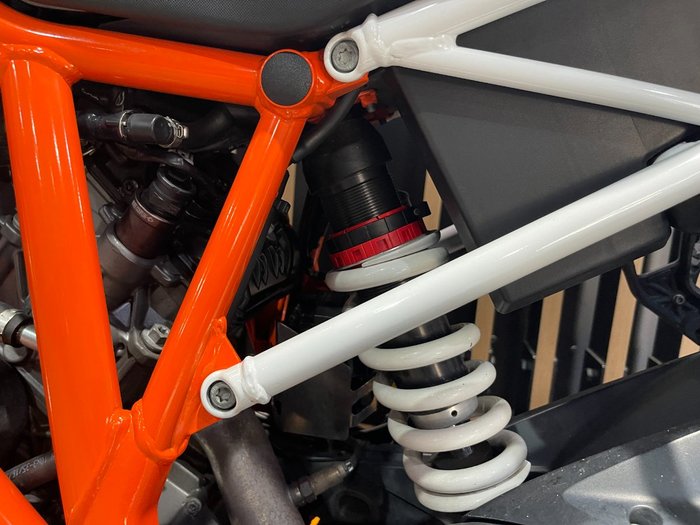 2017 Ktm 1290 SUPER DUKE R White/Grey